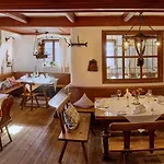 호텔 Romantik Zum Klosterbraeu 4*