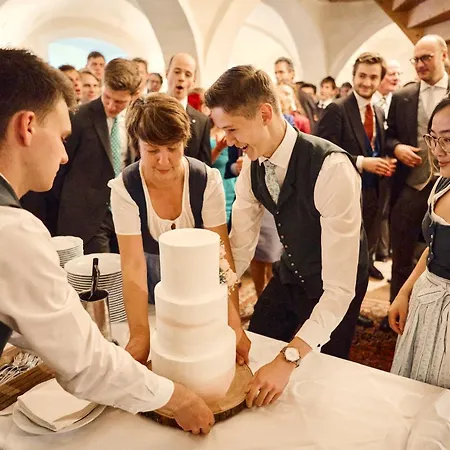 Romantik Zum Klosterbraeu Отель Нойбург-ан-дер-Донау